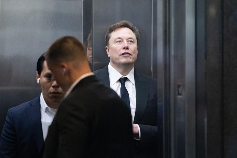 Cum a ajuns Elon Musk să iubească Anthropic, compania pe care o numea „malefică”