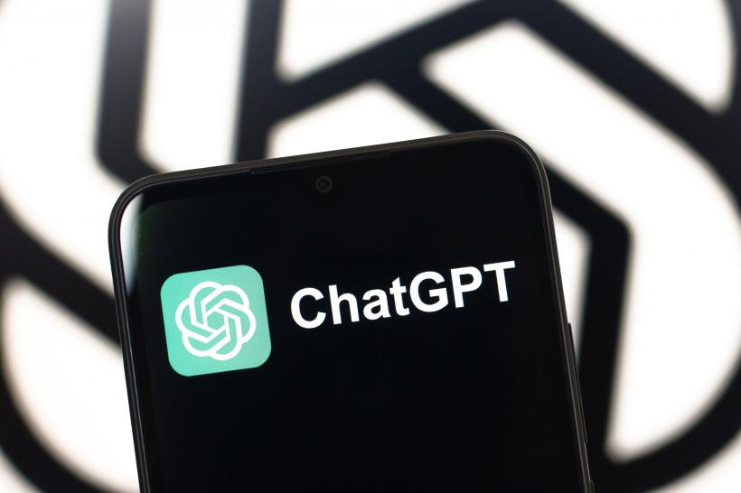 OpenAI anunță ChatGPT 5.5 Instant. Cu ce schimbări vine noua variantă