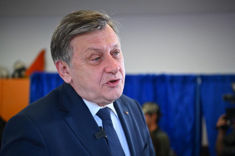 Crin Antonescu îl laudă pe Nicușor Dan pentru mesajul de Ziua Europei și reacția în criza politică: „Sunt semne care dau speranță”