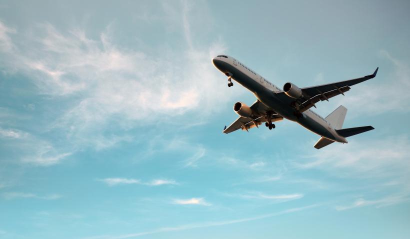 Bilete de avion la preț redus: Destinațiile din Europa care s-au ieftinit brusc în prag de vară