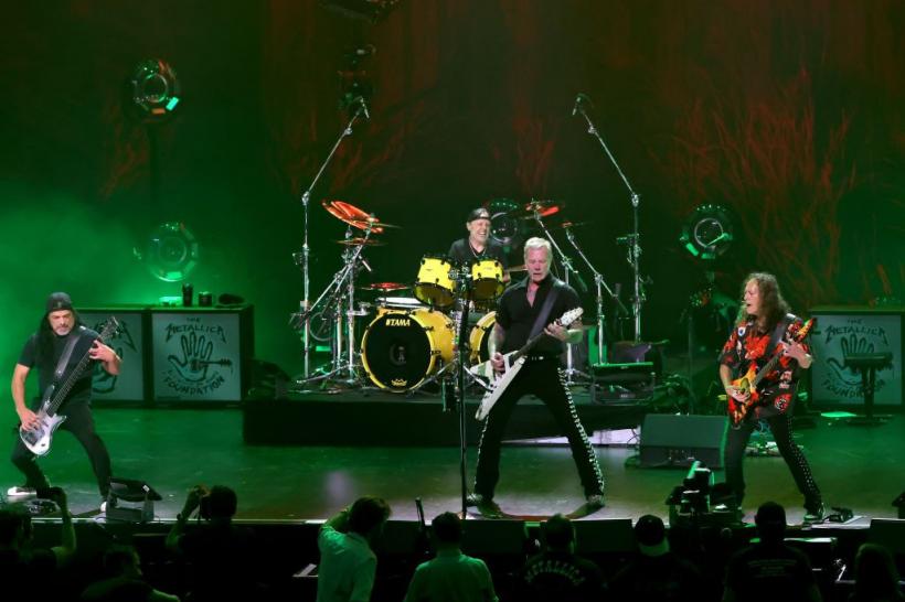 Cu cât se vinde un bilet Metallica pe site-uri neoficiale, cu o zi înaintea concertului de pe Arena Națională