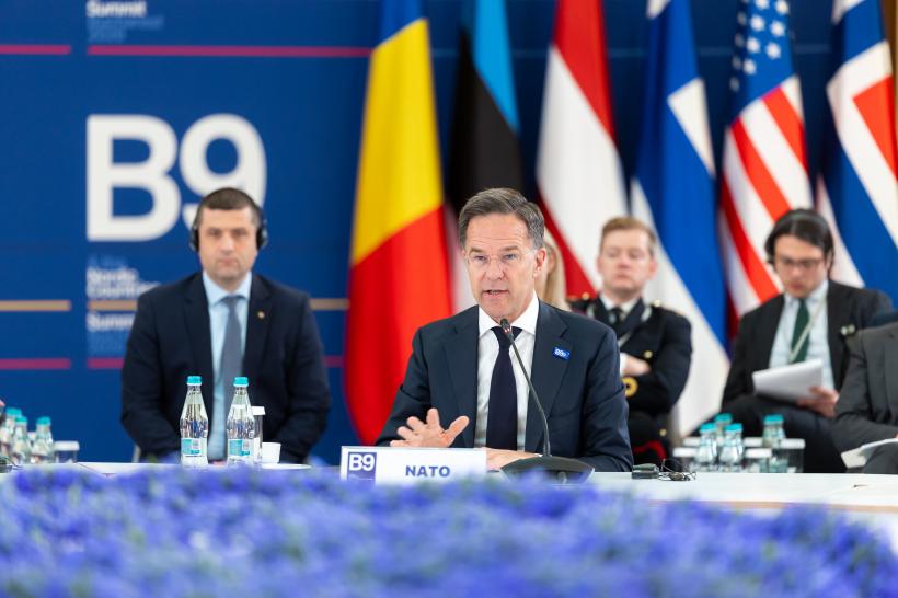 Mark Rutte le cere din nou, de la București, țărilor NATO, să dea 5% pentru apărare: „E crucial”