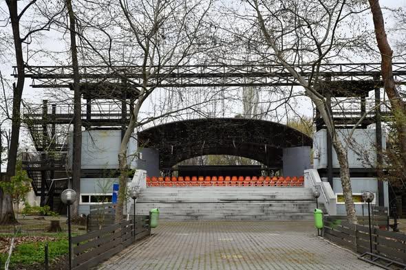 Teatrul de vară din Parcul Herăstrău va fi transformat într-o grădină de vară. Ciprian Ciucu: A mai fost reabilitat, dar nu suficient
