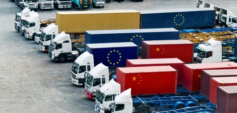 Regula celor 3 furnizori: Măsura radicală prin care UE vrea să oblige companiile să rupă dependența de China