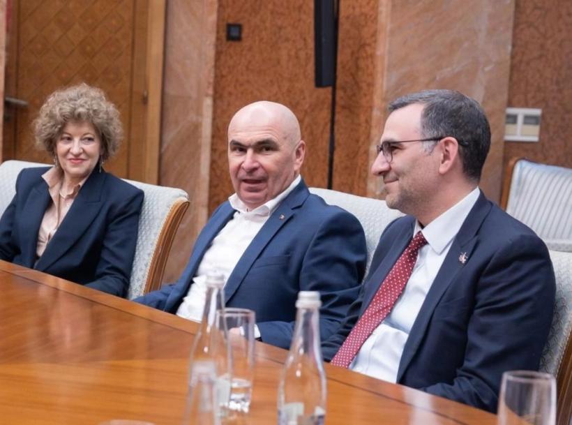 Bolojan îi ia din nou apărarea Oanei Gheorghiu și spune că “nu vede” niciun conflict de interese în cazul Băcanu-SAFE
