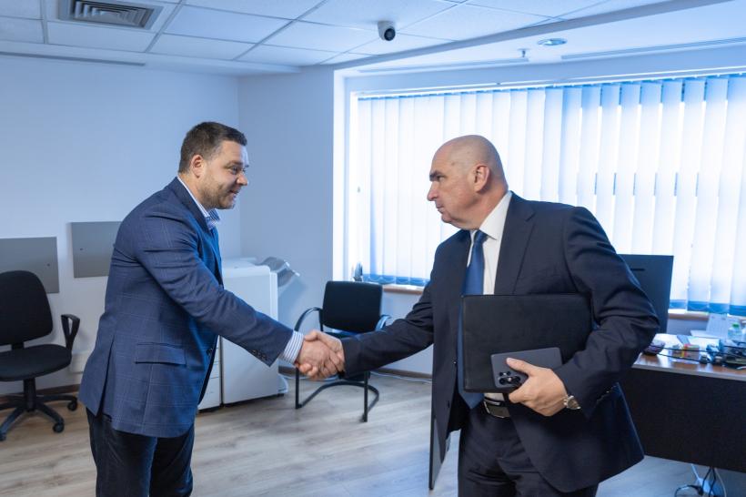 Ciucu şi Bolojan au discutat despre trecerea ELCEN la Primăria Bucureşti şi despre realizarea sistemului SACET