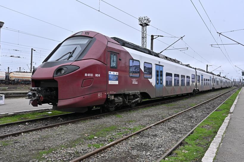 România riscă să piardă bani din PNRR pentru că nu a reușit să crească viteza pe calea ferată. Bolojan: „Nu reușim acest lucru”