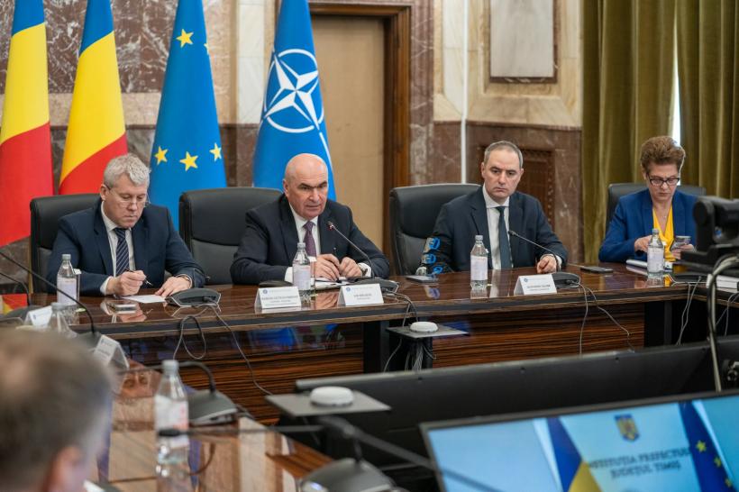 Ilie Bolojan a vorbit cu prefecții județelor despre cele 5.300 de contracte din PNRR. Situația lucrărilor trebuie trimisă până marți
