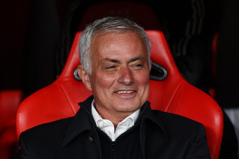 Antrenorul Jose Mourinho a semnat un contact pe 3 ani cu Real Madrid. O condiție specifică l-ar putea anula