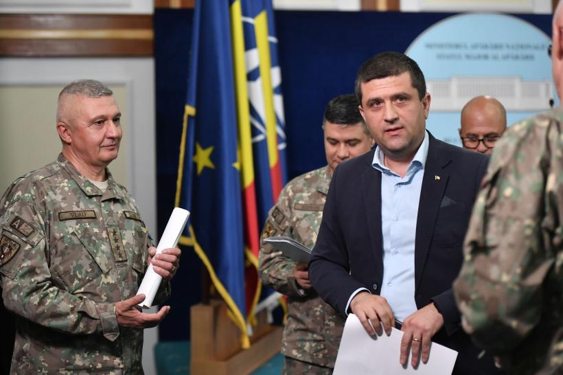 Radu Miruță anunță o analiză pe cazul șefului Armatei. Întrebat dacă va cere demiterea acestuia: "Nu este cazul acum"