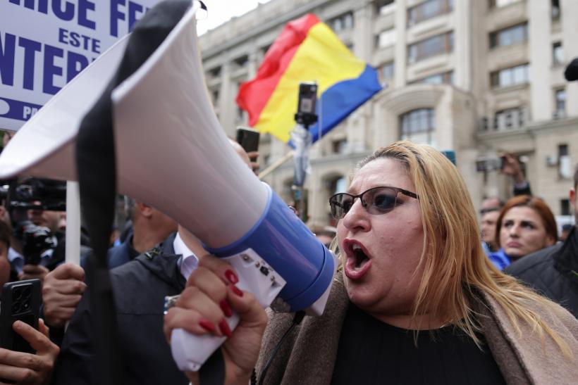 Invitată de Putin la Sankt Petersburg, Diana Șoșoacă a repetat propaganda rusă despre alegerile prezidențiale anulate din România