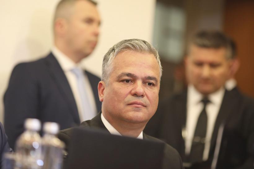 Adrian Veștea a transmis un mesaj pentru colegii din PNL: "Ce s-a întâmplat azi nu e o amenințare pentru partid"