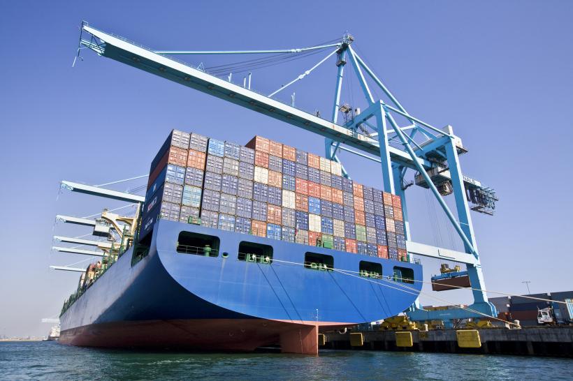 Deficitul comercial al UE cu China atinge un nivel record de un miliard de euro pe zi