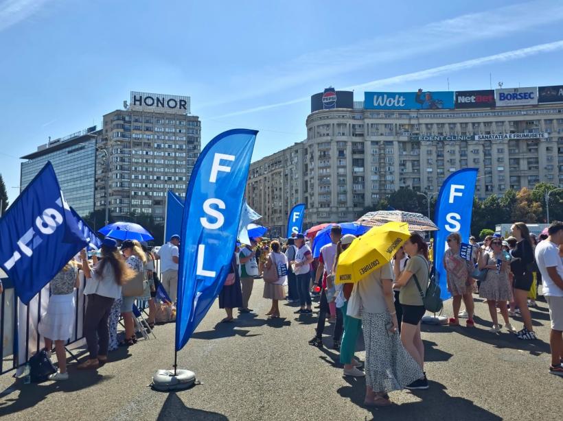 Profesorii vor protesta miercuri la Guvern și la Parlament. Sindicaliștii spun că 20.000 de oameni vor fi în stradă