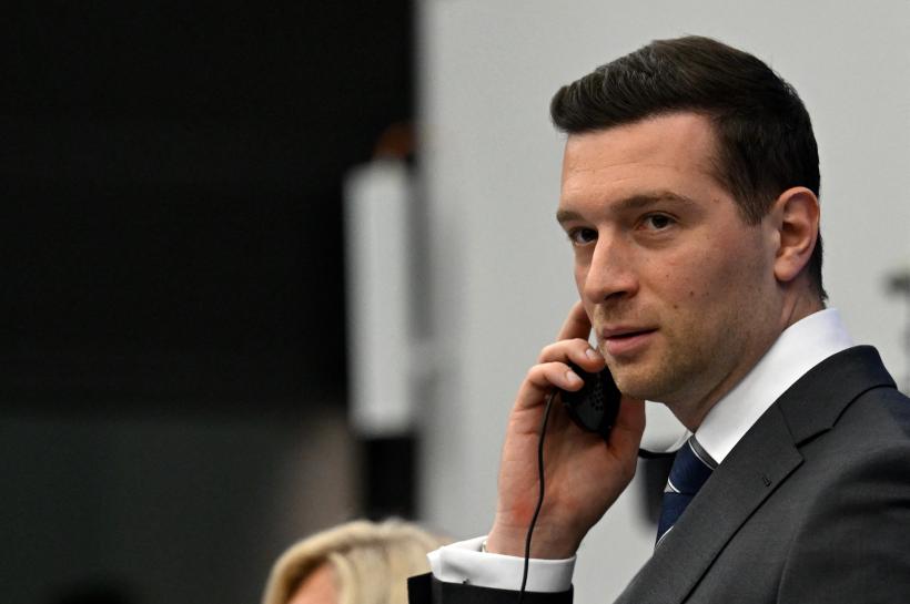 „Un Frexit deghizat”. Alarmă în UE după ce Jordan Bardella a amenințat că va înjumătăți contribuția franceză la bugetul european