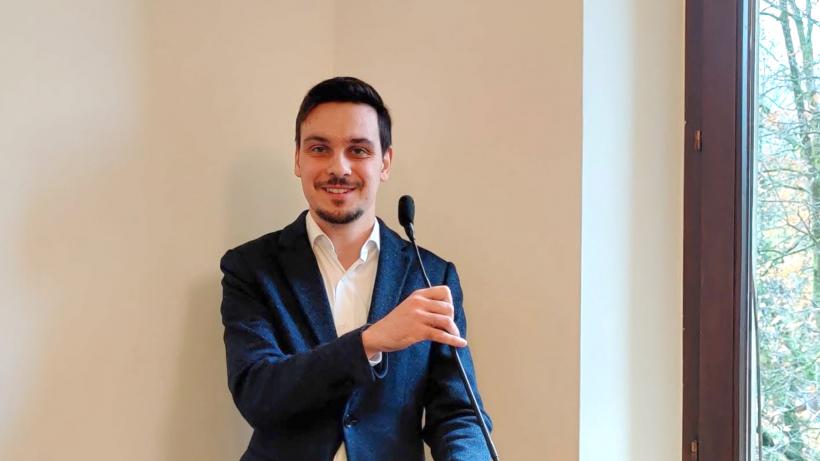 Guvernul a numit un nou prefect la Timiș, după demisia Corneliei Micicoi. Cine e avocatul de 35 de ani Paul Finta: CV și experiență