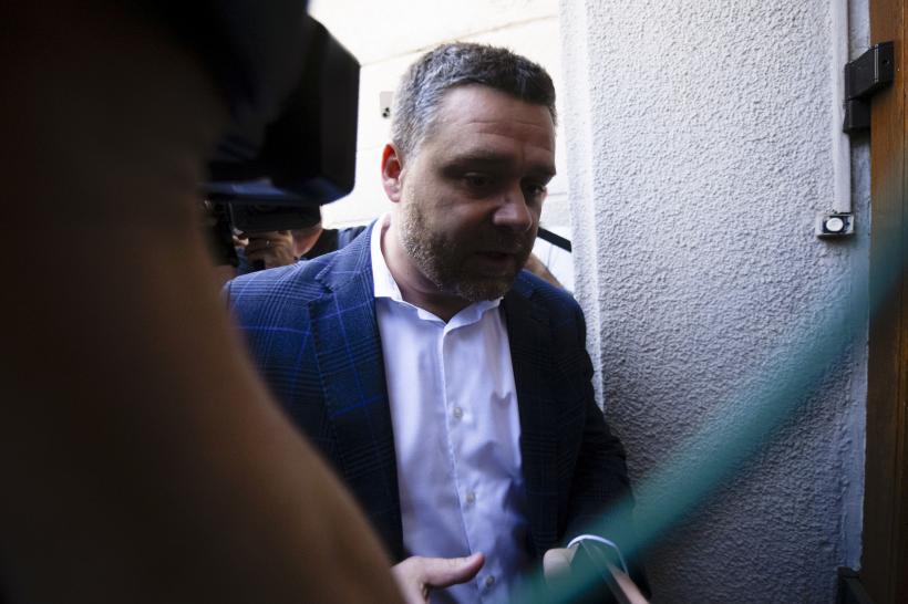 PSD cere PNL să îi retragă sprijinul politic lui Ciprian Ciucu, după acuzațiile de luare de mită: „Să facă pasul în spate”