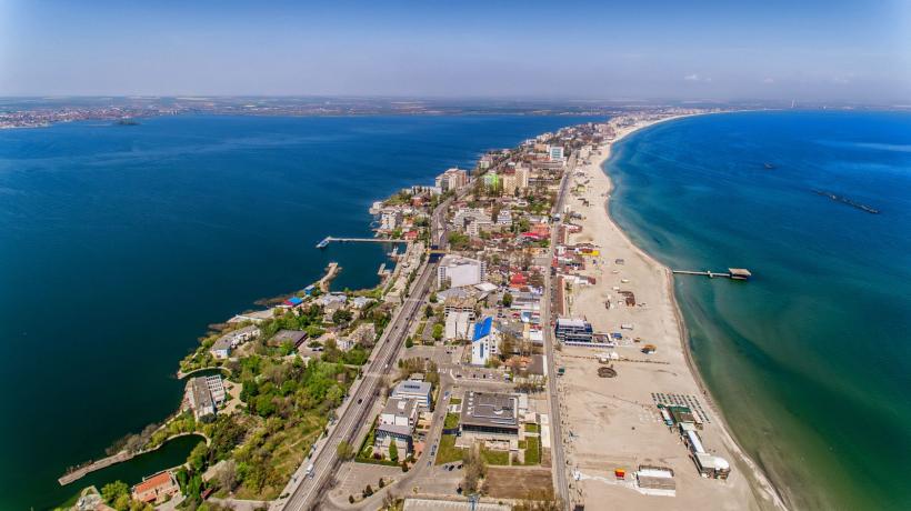 Nicușor Dan anunță patrule în Marea Neagră care să se asigure că nu vor ajunge drone la țărm în sezonul estival