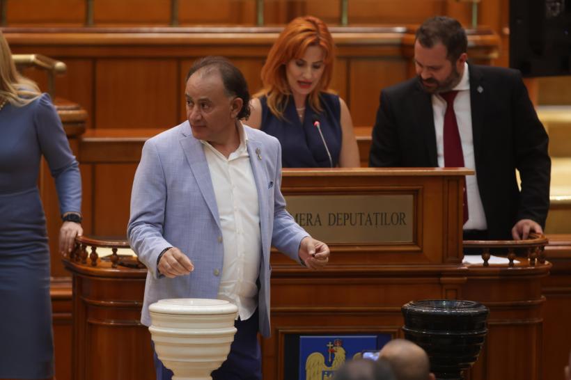 Simion dezvăluie că deputatul AUR Mohammad Murad nu a obținut ce a cerut de la Veștea: „L-a chemat la Vila Lac. Mi-a spus discuția”