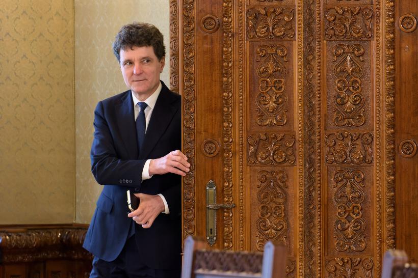 Nicușor Dan a chemat partidele la Cotroceni, marți după-amiază