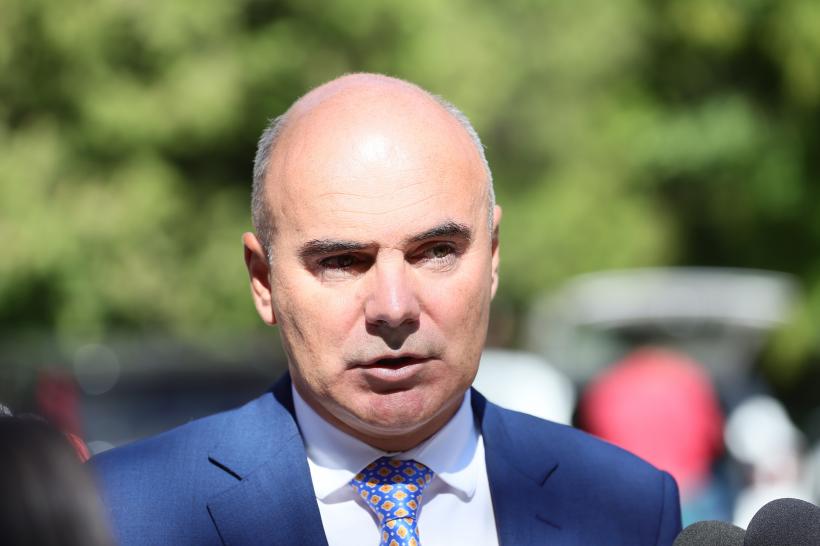 Rareș Bogdan îl acuză pe Bolojan de "ipocrizie": "Anunță că va vota un guvern exclusiv PSD după ce a respins un premier liberal"