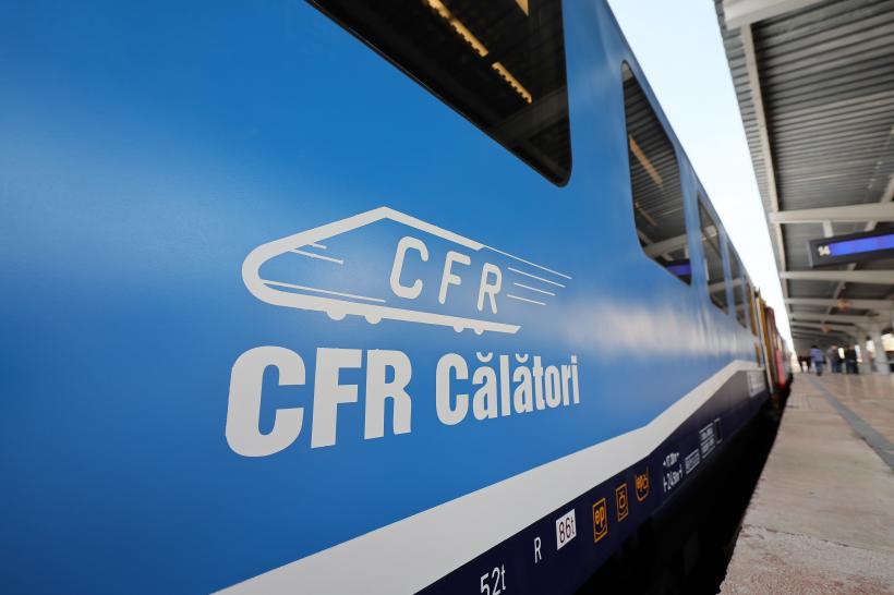 CFR ia măsuri pentru caniculă. Vor fi electricieni în trenuri ca să repare aerul condiționat și îndeamnă pasagerii să aibă apă la ei