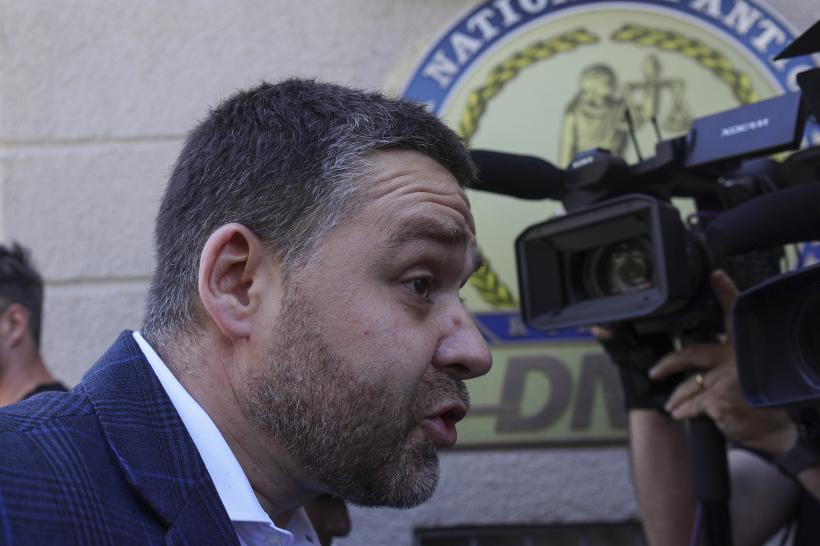 Judecătorii îl lasă pe Ciprian Ciucu să plece în concediu în Portugalia. Primarul Bucureştiului se află sub control judiciar