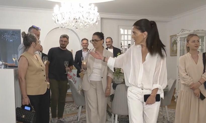 Un nou spațiu dedicat artei a fost inaugurat în Capitală. România, sursă de inspirație pentru o artistă din SUA