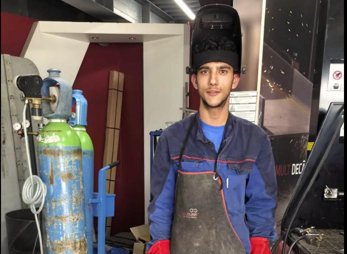 Un elev din Buzău va fi singurul român la WorldSkills-Shanghai, la calificarea sudor: "Dacă știi bine o meserie, toată lumea te caută"