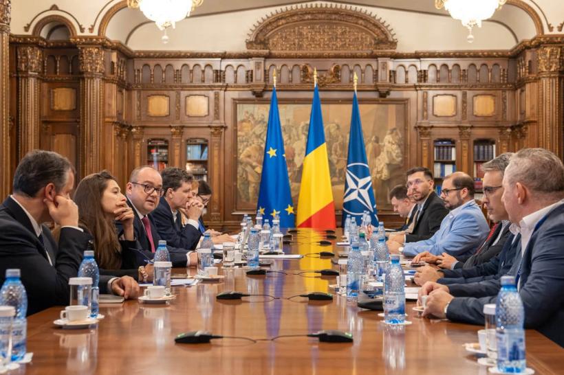 Nicuşor Dan a participat la reuniunea Grupului de Reflecție Strategică România în UE. "Patriotismul și apartenența la UE, compatibile"