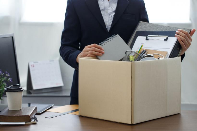 Misterul firmelor cu zero angajați din România: doar 4 din 10 declară salariați. Firma cu cel mai numeros personal are pierderi uriașe