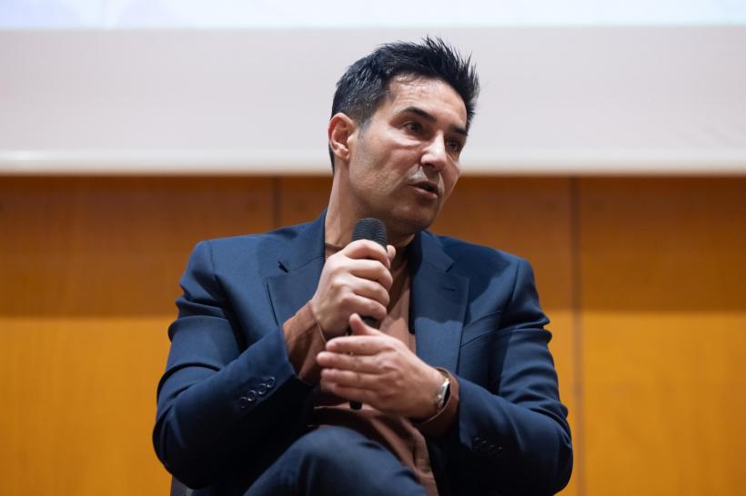 Criza de la „Marie Curie”: Manda îl atacă pe Bolojan. „Niciun calcul bugetar nu poate fi mai important decât viața unui copil”