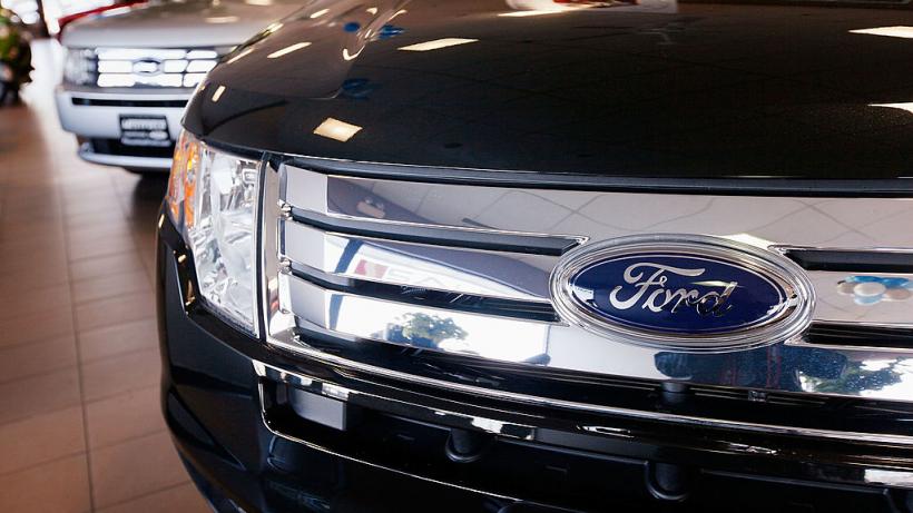 Ford recheamă în service aproape 600.000 de vehicule din cauza riscului de incendiu în compartimentul motor