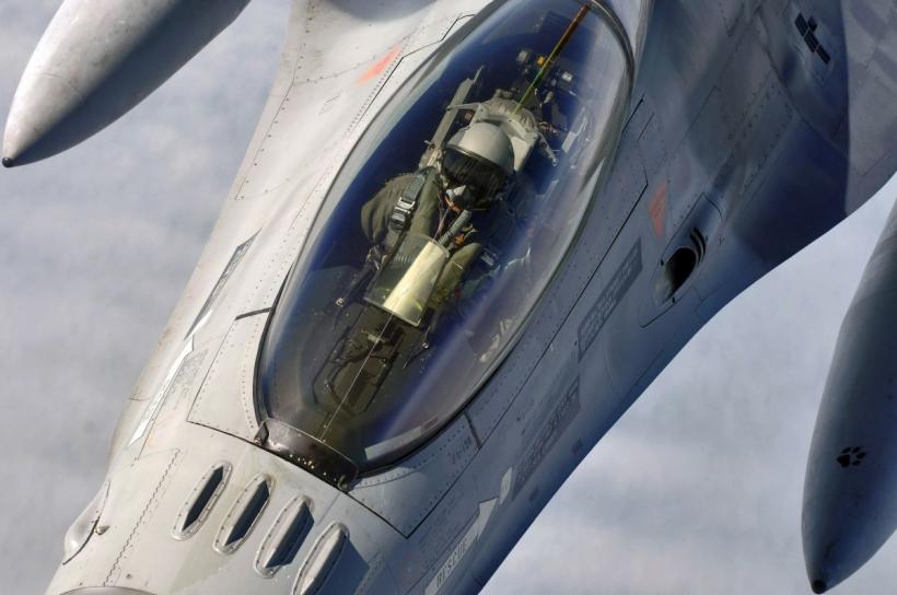 Reacția NATO, după ce România a doborât 3 drone în 48 de ore. „F-16 opera sub controlul Alianței. Suntem pregătiți să răspundem 24/7”