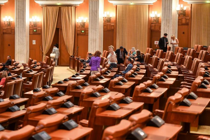 Motivele ridicole pentru care unii parlamentari au chiulit la plenul pentru PNRR: "S-a stricat mașina", "Sunt în campania AUR te aude"