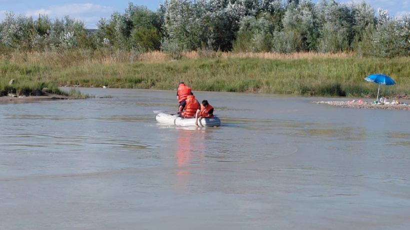Patru copii și un adult au murit înecați în acest weekend. DSU trage un semnal de alarmă: Scăldați-vă doar în locuri special amenajate
