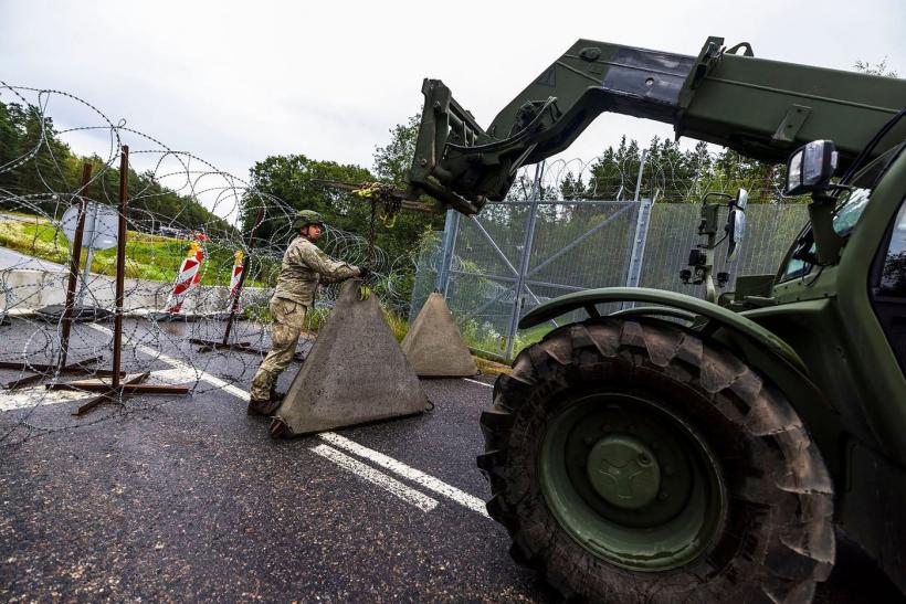 Presa ucraineană critică Polonia pentru că nu s-a ținut de promisiuni: „Scutul de 700 km contra Rusiei e doar o fortificație de 10 km”