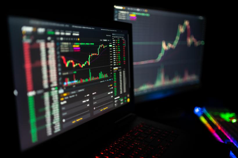 De ce e tot mai greu să se recupereze banii furați în cripto: Binance a îngreunat accesul poliției la datele despre conturile suspecte