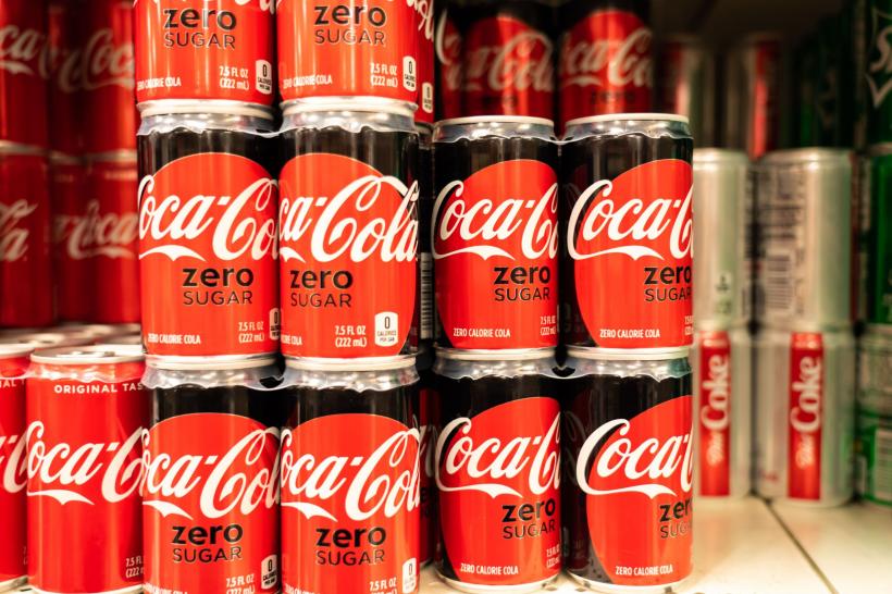 "Petrecerile Diet Coke" au explodat în India după o penurie provocată de războiul din Iran. Ce decizie a luat Coca-Cola