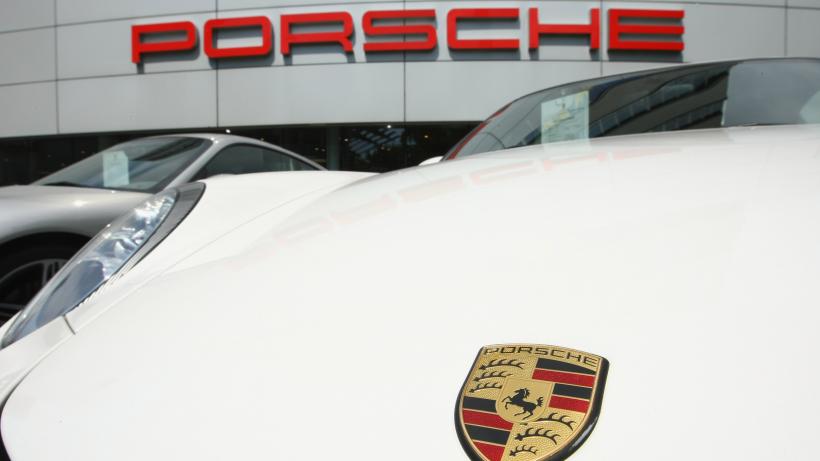 Restructurare uriașă la Porsche: 9.000 de angajați vor pleca din companie