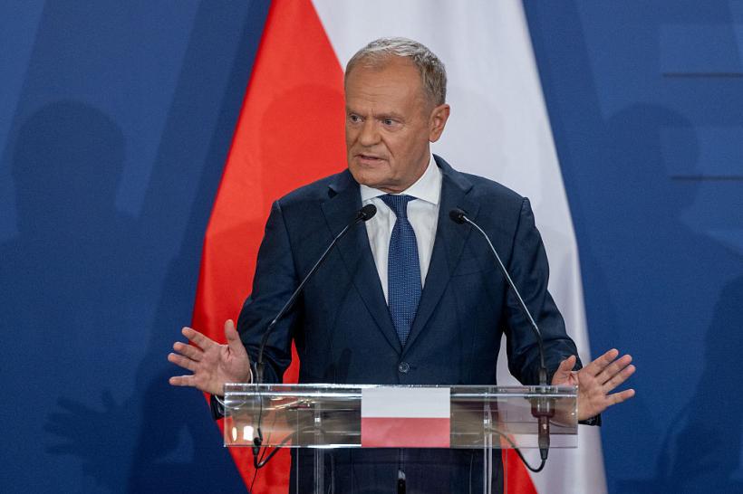 Donald Tusk le cere polonezilor să nu-i mai atace pe refugiații ucraineni. Cei care fac asta „acționează în favoarea Rusiei”, spune el