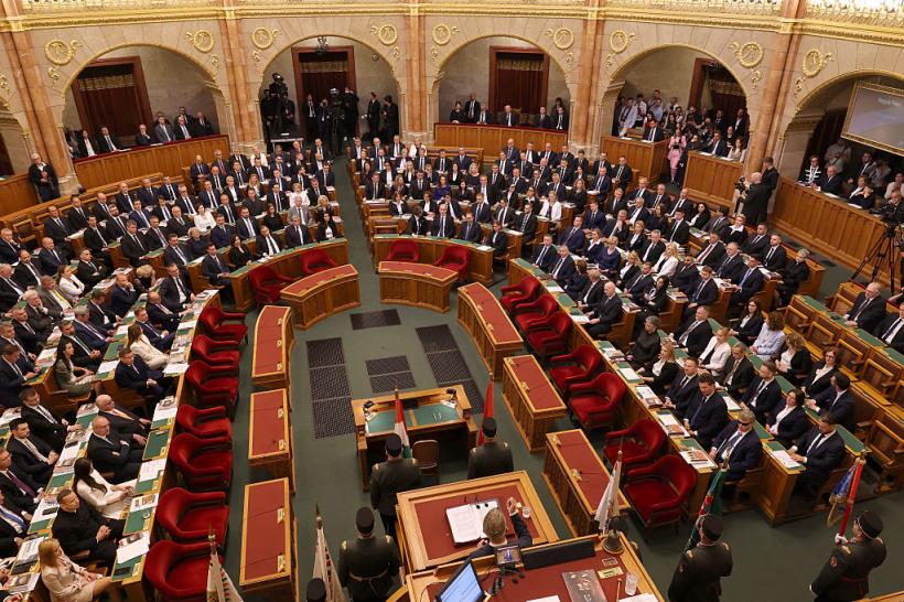 Ce mesaj a transmis noul guvern de la Budapesta pentru maghiarii din Transilvania. „Bat vânturi noi în Ungaria”