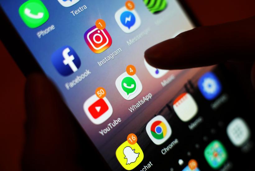 Este „Chat Control” sfârșitul mesajelor private în Europa? Totul despre proiectul care a stârnit controverse uriașe