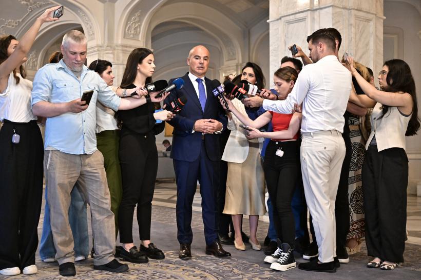 Rareș Bogdan îl atacă pe Bolojan: „Nu știe politică. A gândit politici pentru un oraș, nu pentru o țară”