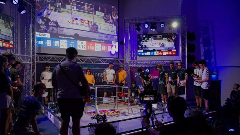 Elita roboticii mondiale, la București. 32 de echipe din România şi alte 8 internaţionale concurează la Bucharest Twin Cup