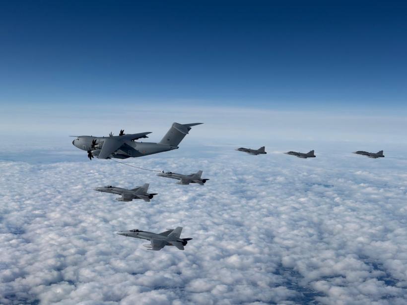 NATO trimite în România avioane F-18 din Spania, elicoptere anti-dronă, avion-cisternă și 200 de militari. Flancul Estic va fi întărit