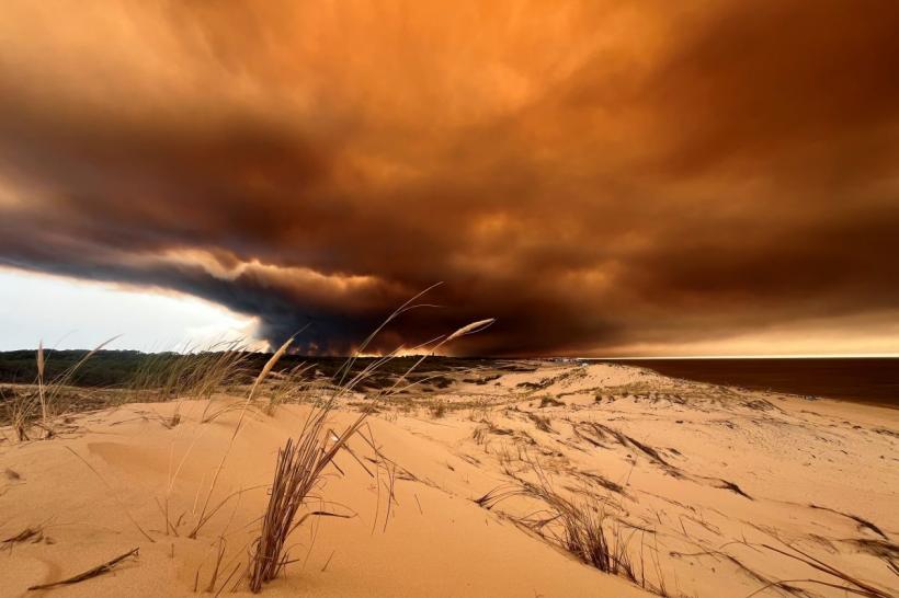 Cum a ajuns Spania în pericol să ia foc cu o probabilitate de 20 de ori mai mare decât până acum. De ce sunt mega-incendii în Franța