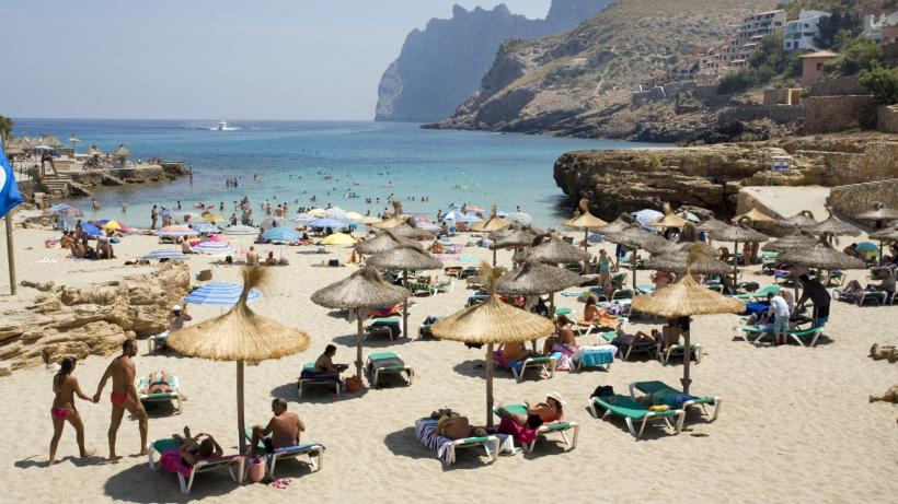 Amenzi de până la 4.000 de euro pentru turiști pe plajele din Europa. Regulile ciudate pe care puțini le cunosc