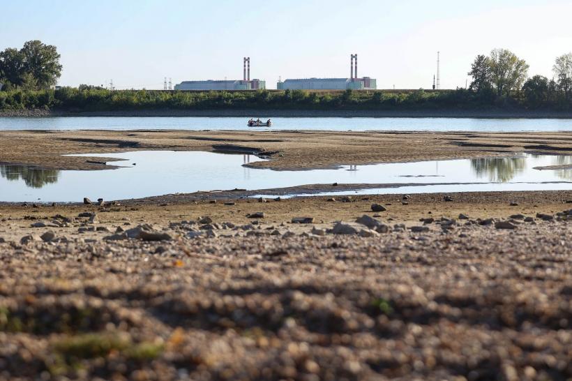 Centrala nucleară de la Paks din Ungaria a fost oprită complet din cauza scăderii Dunării