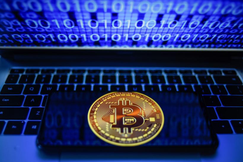 Cum fură minerii ilegali de Bitcoin curent și pun în pericol rețelele electrice: Ancheta care scoate la iveală o rețea uriașă în Asia
